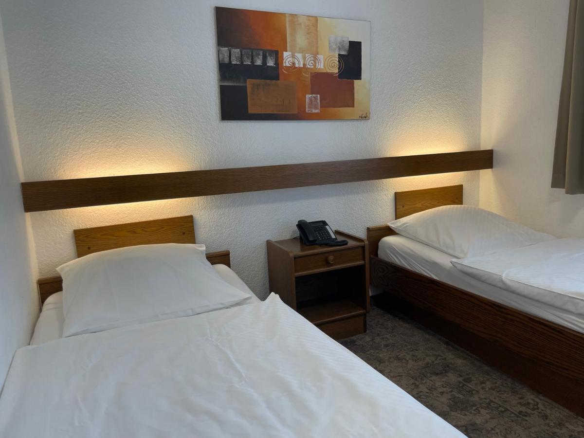 Hotel Regina 莱茵河畔路德维希港 外观 照片