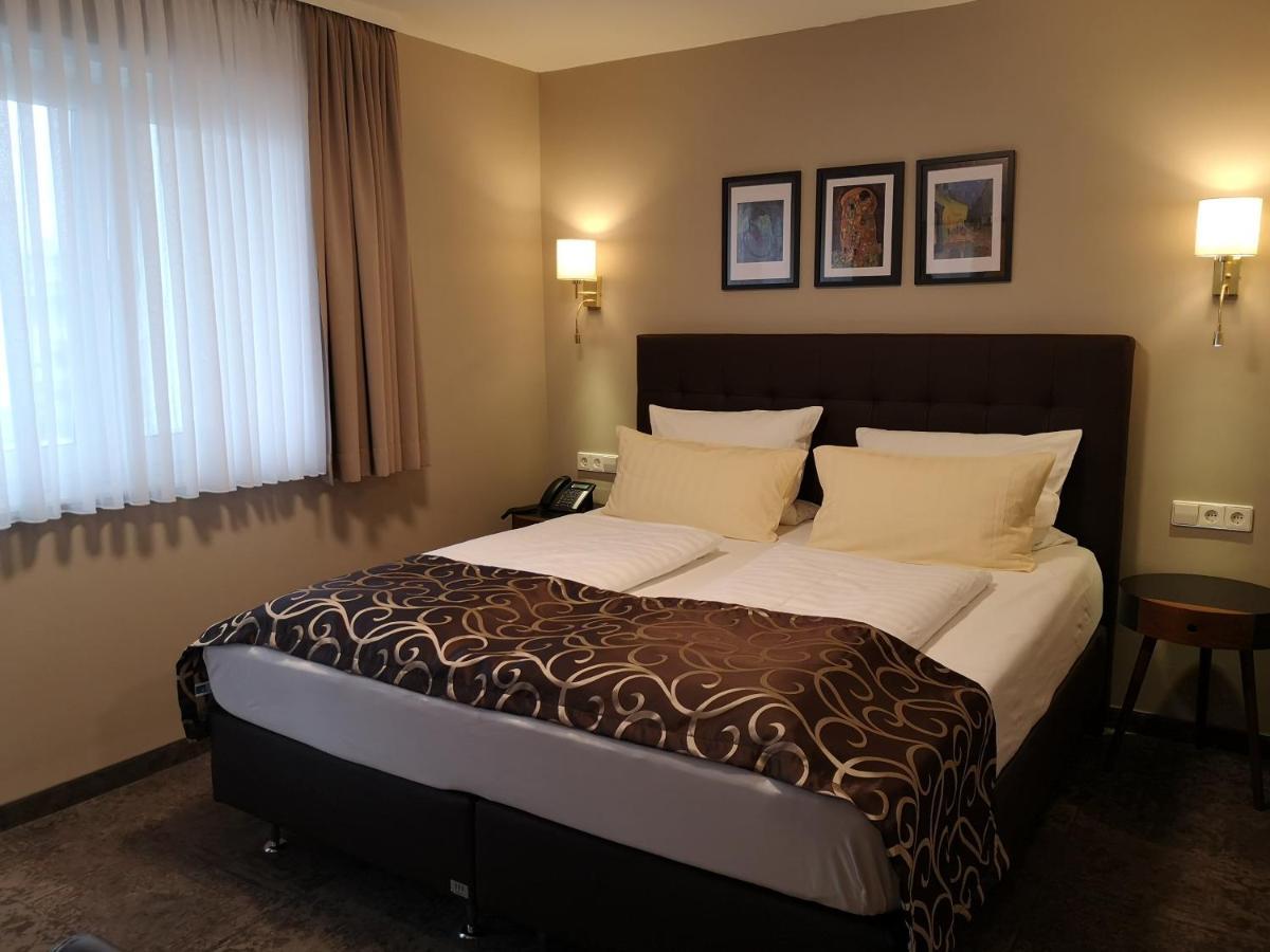 Hotel Regina 莱茵河畔路德维希港 外观 照片